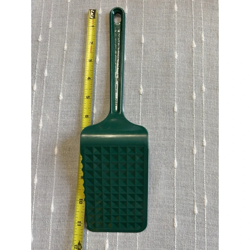 ULTRATEMP GREEN  1 SERRATED EDGE 2104-1 SOLID SPATULA TURNER  UTENSIL USA